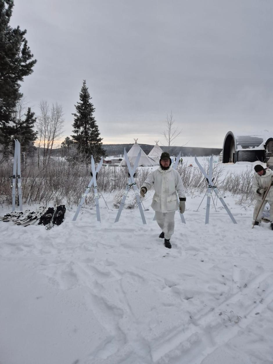 En el campo de adiestramiento de Kalixfors, se realizó un ejercicio de fuego y movimiento de sistemas mecanizados del ejército sueco