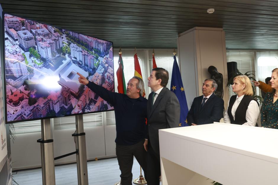 El presidente de la Junta de Castilla y León, Alfonso Fernández Mañueco, este jueves, en Zamora