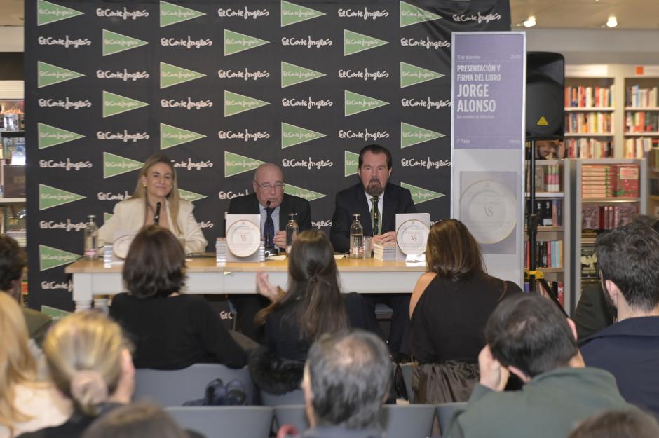 Jesus Ortiz during book premiere Las Comidas de Villasinda in Madrid on Monday, 15 December 2025.
