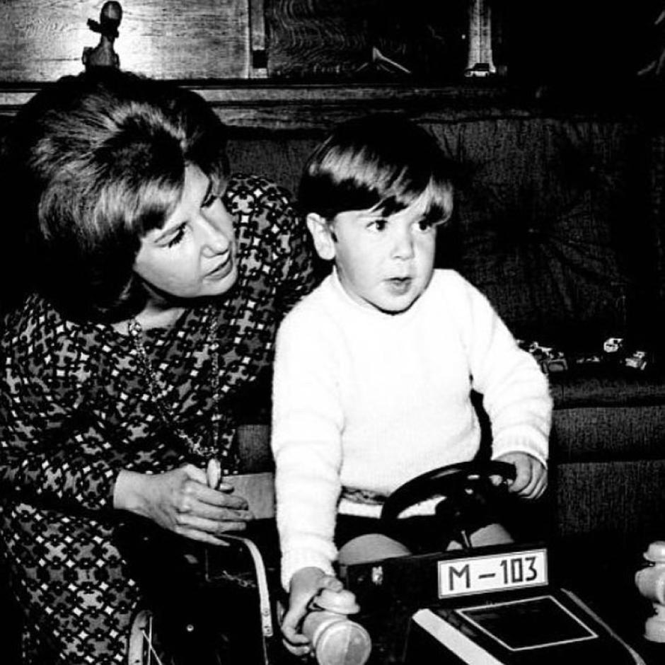 Cayetano y su madre, la duquesa de Alba