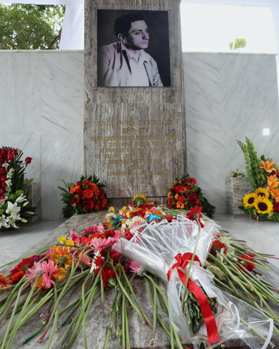 Tumba del padre de Delcy y Jorge Rodríguez en el Cementerio Central del Sur de Caracas