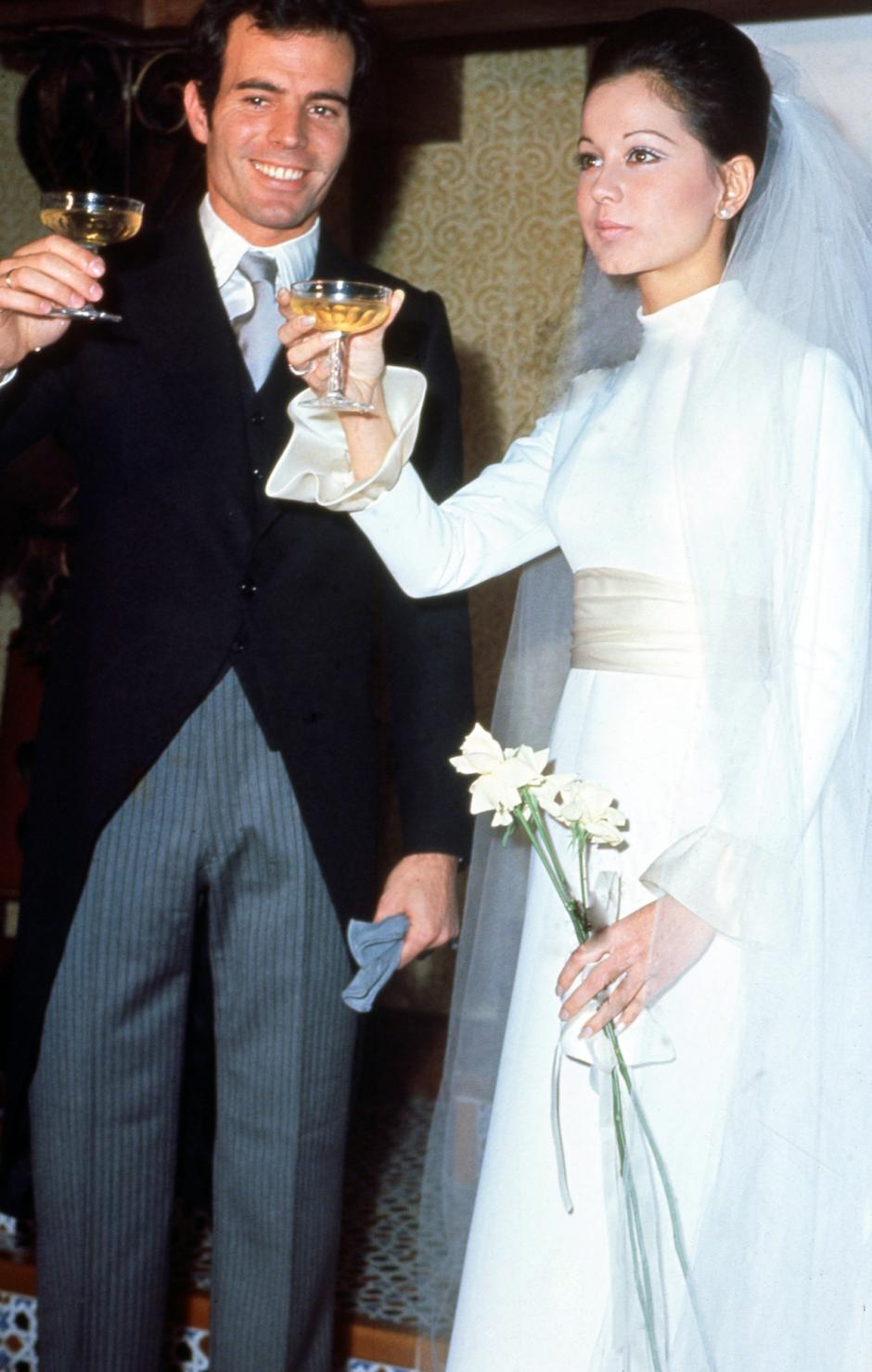 Boda del cantante Julio Iglesias e Isabel Preysler.
