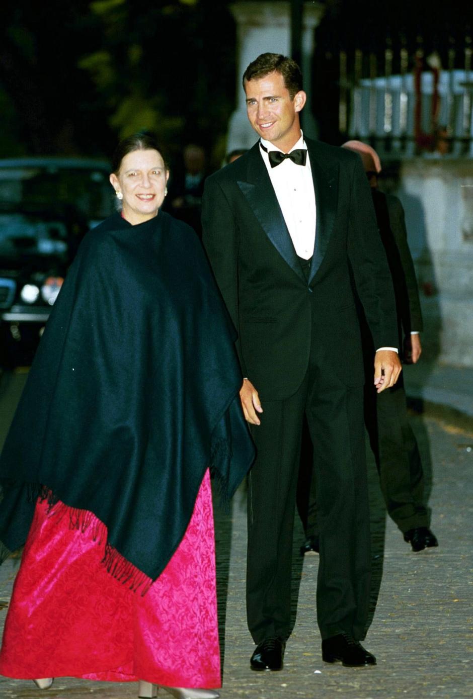 El entonces Príncipe Felipe con su tía Irene durante la preboda de la princesa Alexia.