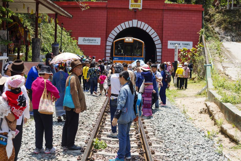 Entrada al túnel ferroviario de Khun Tan, el más largo de Tailandia