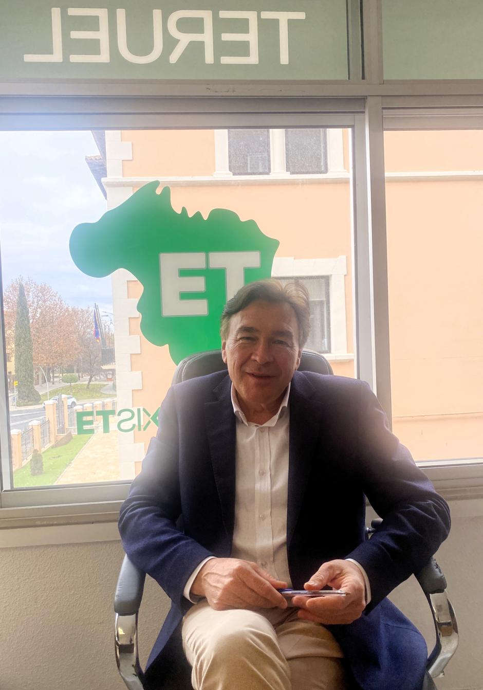 El portavoz de Teruel Existe, Tomás Guitarte