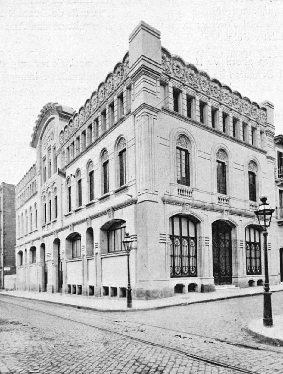 El edificio de Gracia donde estuvo la Editorial Seguí