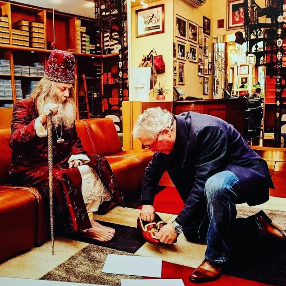 Calzando al patriarca de Malta