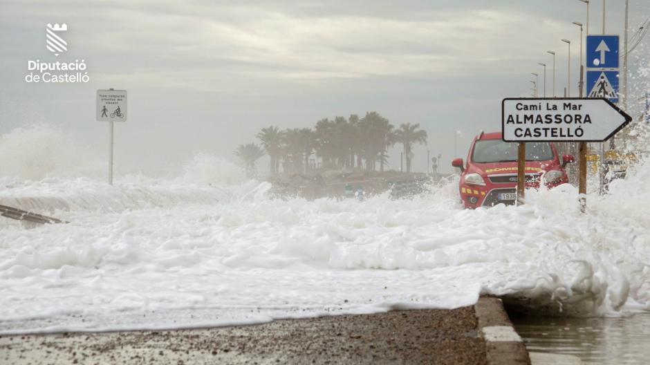 Imagen de la playa de Almazora tras la borrasca Harry, Castellón