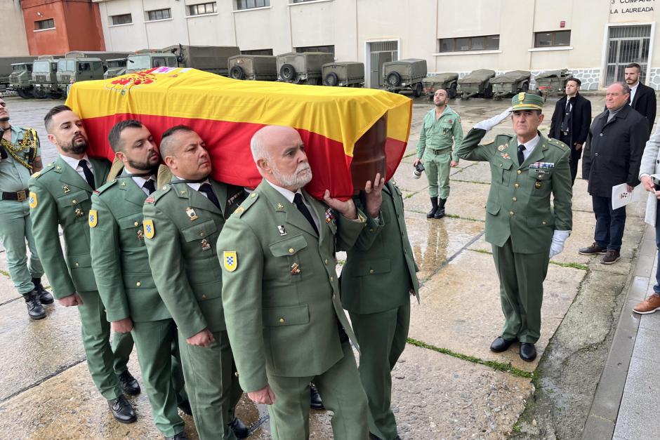 Acto castrense para honrar al capitán Álvaro García Jiménez, fallecido en el accidente de trenes de Adamuz