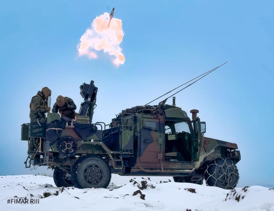Prácticas de tiro con morteros, ametralladoras de 12,7 mm y armamento individual en el ejercicio Eagle Fury