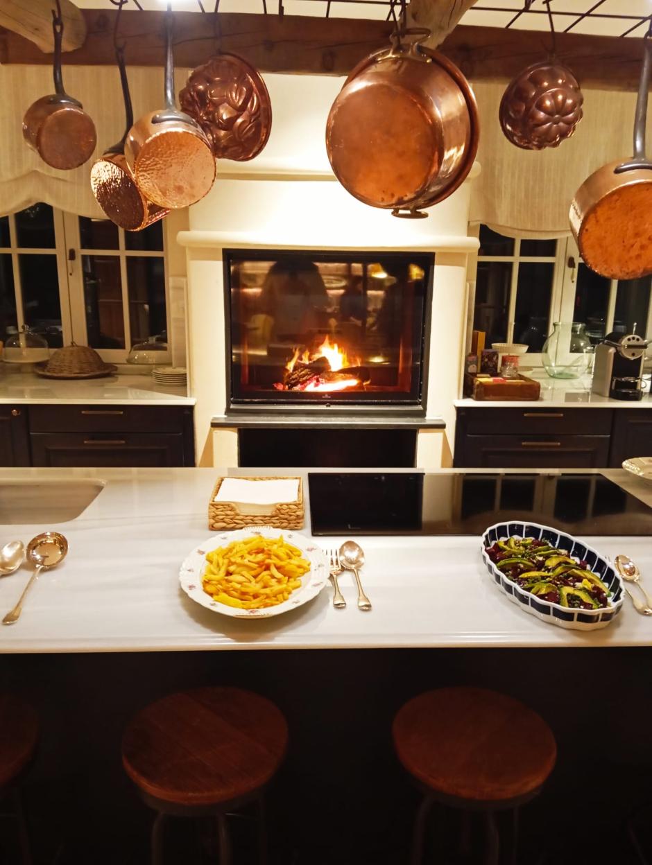 La cocina tiene gran protagonismo