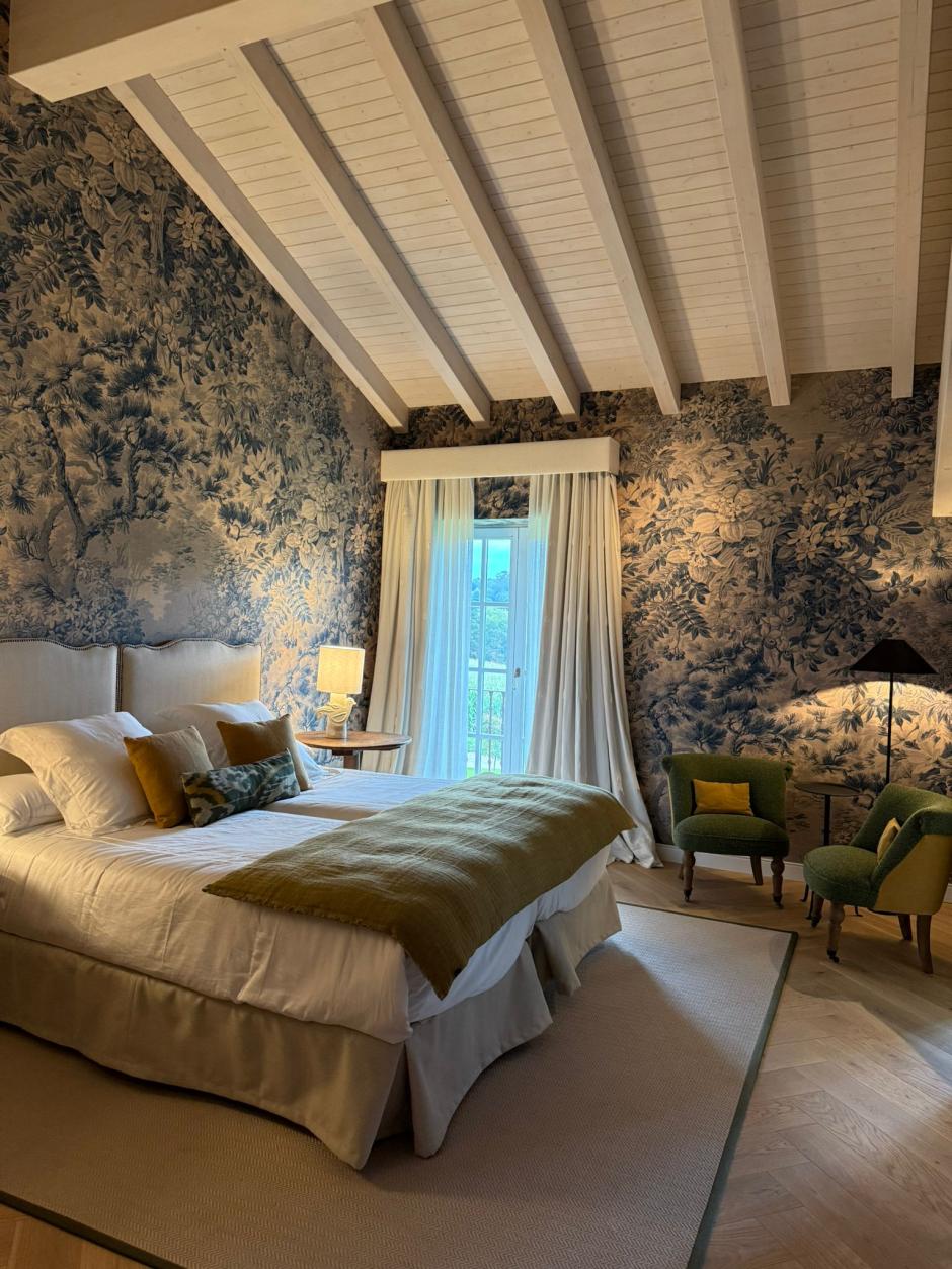 Una de las ocho habitaciones del hotel boutique