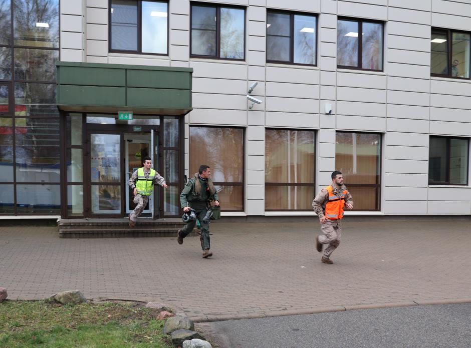 Aviadores españoles en misión de alerta rápida al detectarse cazas rusos