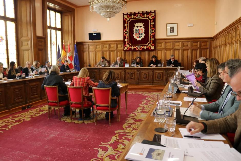 Pleno Ordinario y de Presupuestos del 28 de enero, en Palencia

REMITIDA / HANDOUT por AUYNTAMIENTO DE PALENCIA
Fotografía remitida a medios de comunicación exclusivamente para ilustrar la noticia a la que hace referencia la imagen, y citando la procedencia de la imagen en la firma
28/1/2026