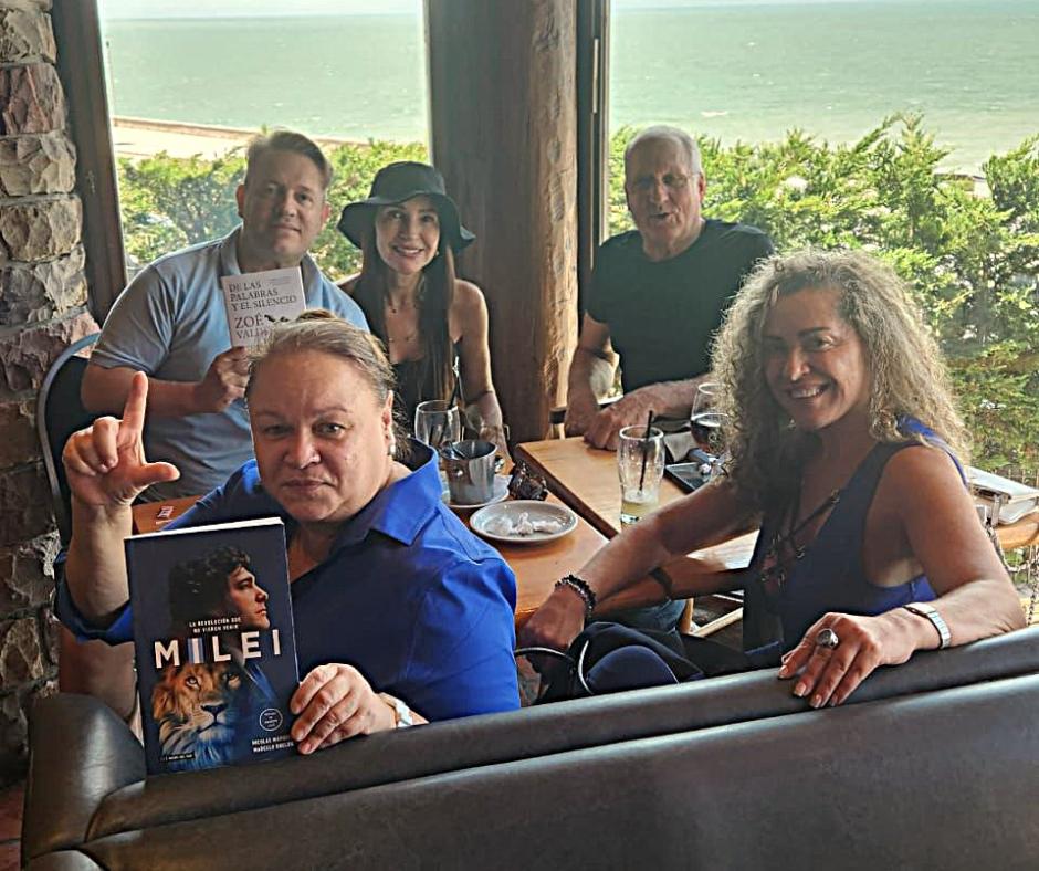 Escritores, intelectuales y políticos se reunieron en el Derecha Fest en Mar del Plata, Argentina