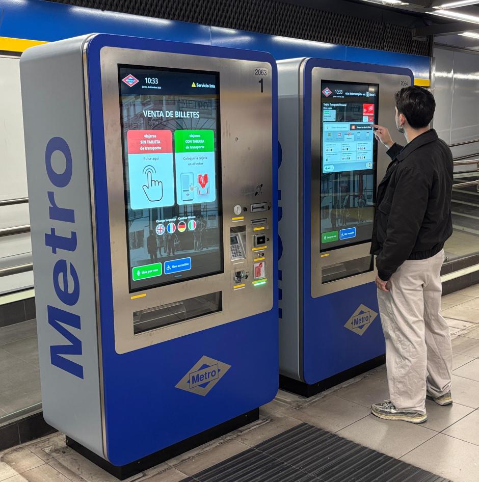 Máquina moderna de Metro de Madrid