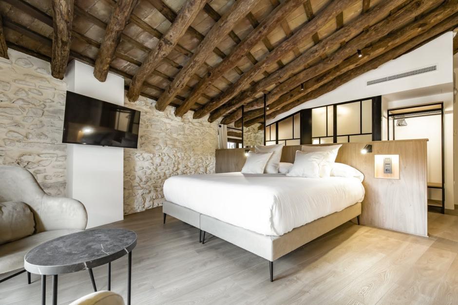 Imagen de una de las suits de la casa rural de Bocairent, en Valencia