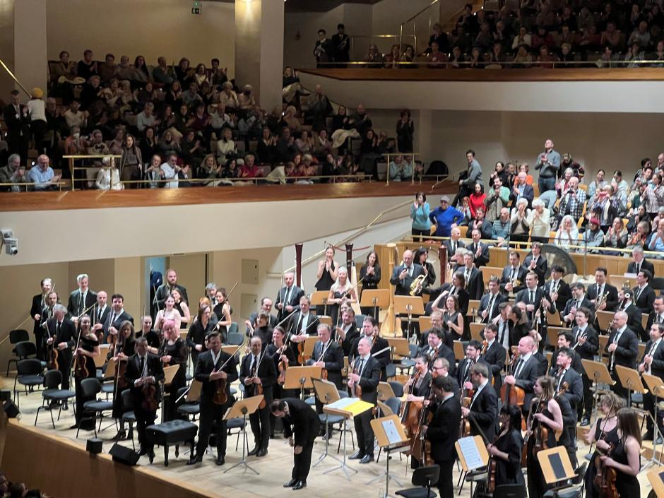 Ilya Gaisin, aclamado al final del concierto