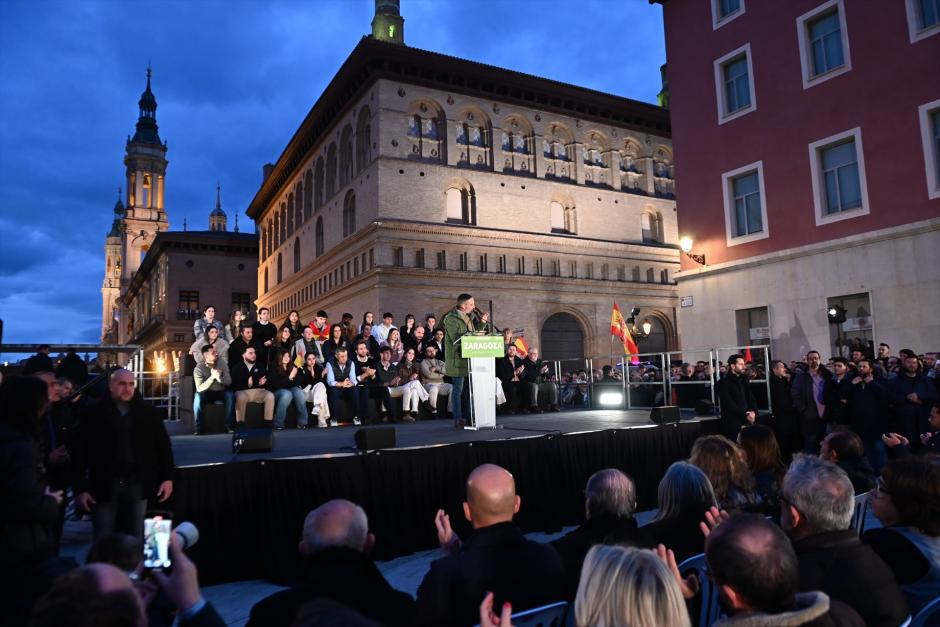 Santiago Abascal interviene en el mitin de cierra de campaña en Zaragoza