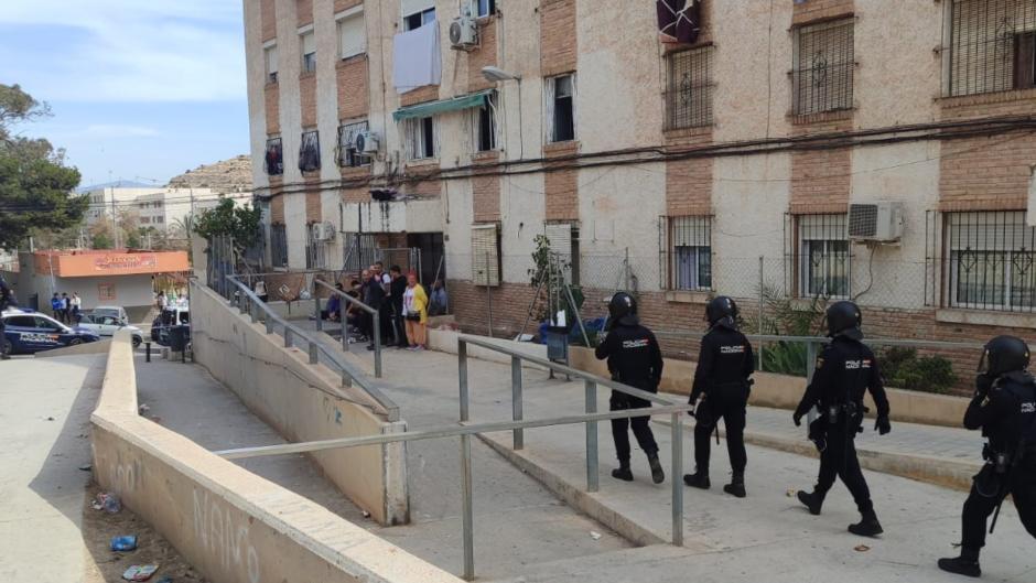 Actuación policial en una vivienda okupada de la zona norte de Alicante