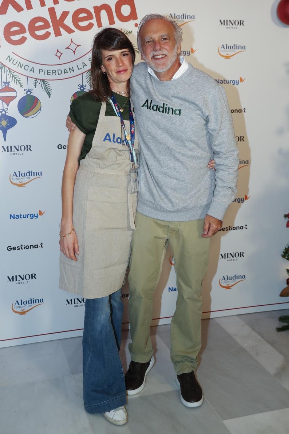 Paco Arango  con su novia el pasado año