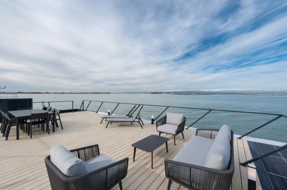 Terraza superior del Aqva