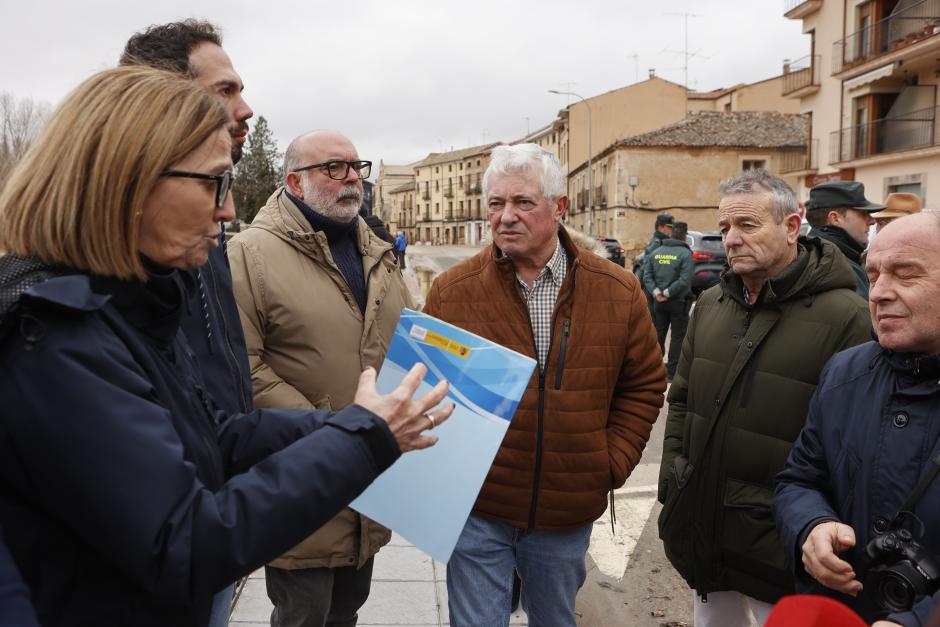 La presidenta de la Confederación Hidrográfica del Duero (CHD), María Jesús Lafuente, visita diferentes lugares afectados por las inundaciones del Duero en Soria