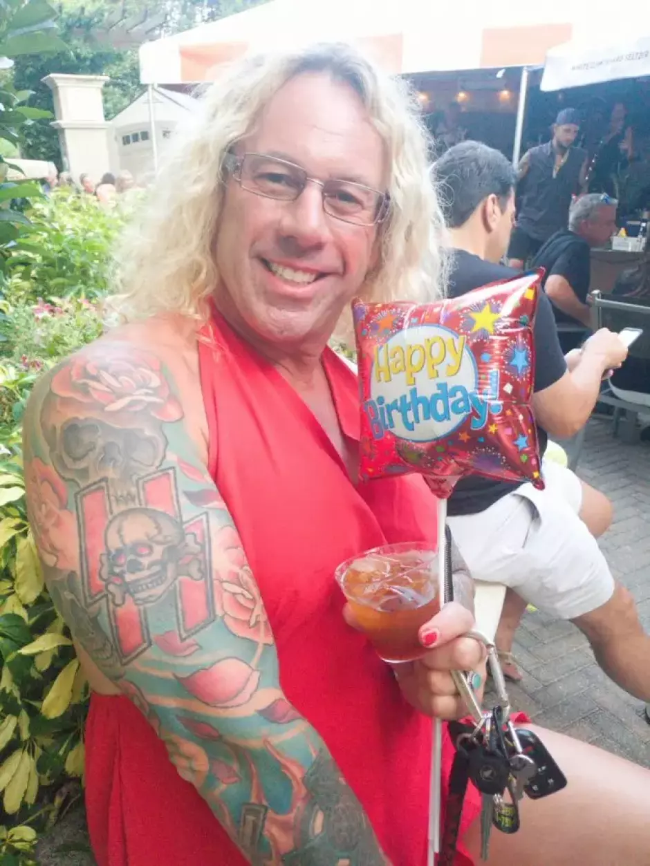 Robert Dorgan, autodenominado como Roberta Espósito, autor del tiroteo durante un partido de hockey en Road Island