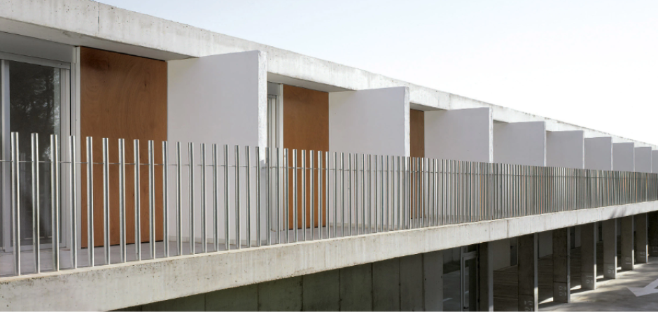 Parte trasera de las viviendas tuteladas en San Vicente del Raspeig