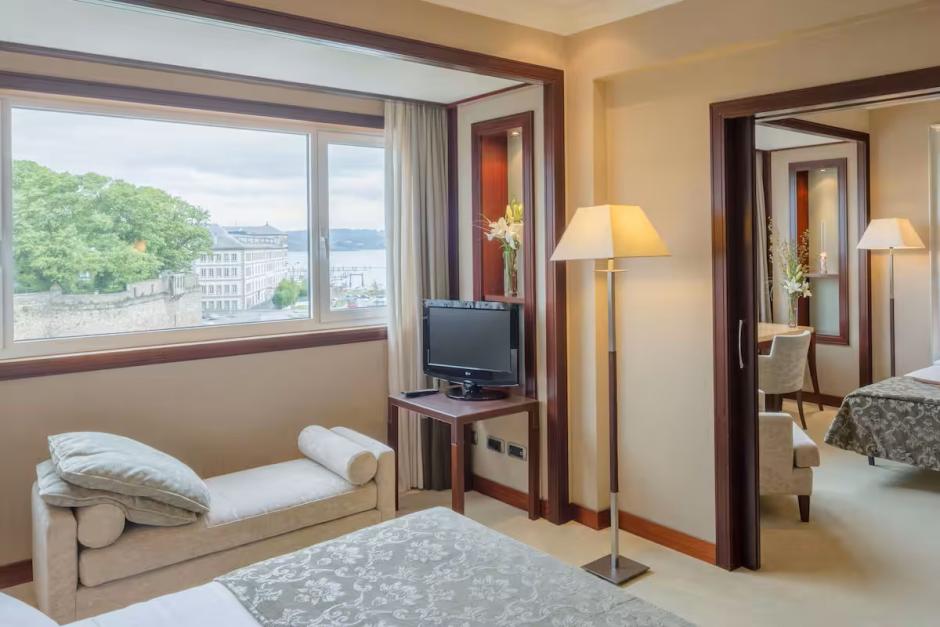 Una de las habitaciones del NH Collection Finisterre