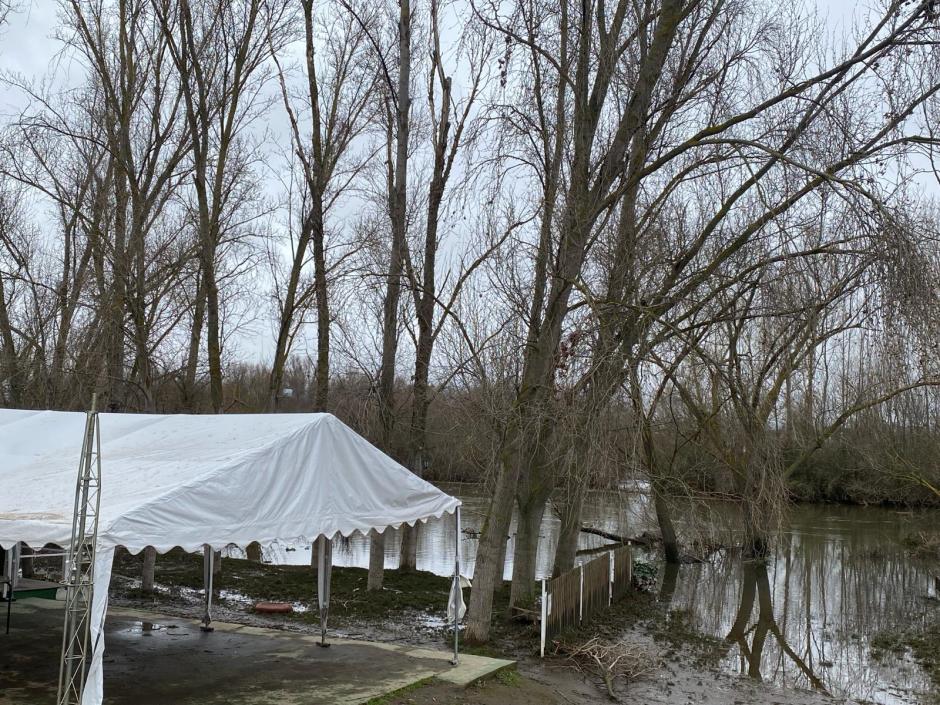 La zona de chiringuitos junto al Tormes, en Salamanca, que se ha visto afectada por las inundaciones