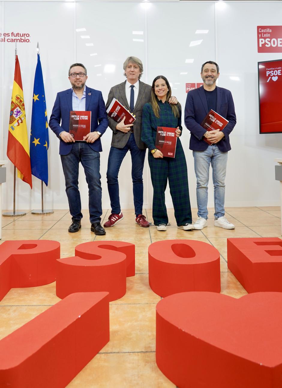 El candidato del PSOE a la Presidencia de la Junta, Carlos Martínez, presenta su programa de gobierno para las elecciones autonómicas del 15 de marzo