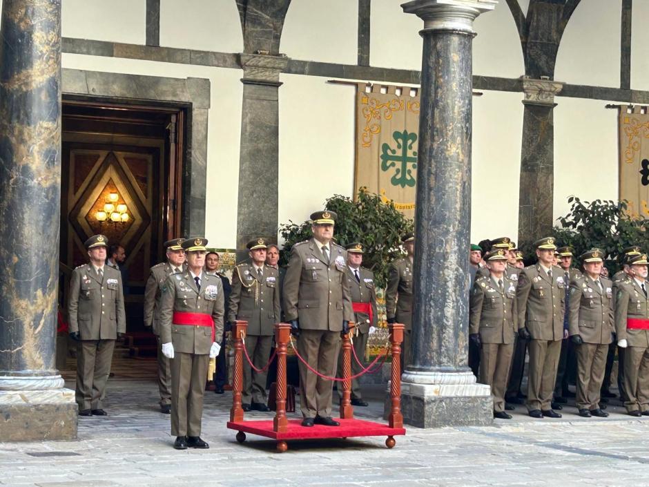 El Jefe de Estado Mayor de Ejército (JEME), general de ejército Amador Enseñat y Berea