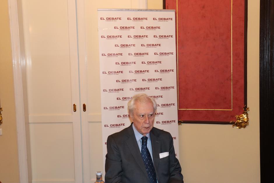 Imagen tomada de Javier Rupérez durante su entrevista con El Debate