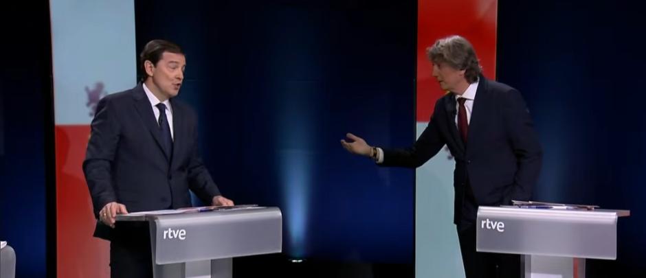 Martínez le tiende la mano a Mañueco para intentar sellar un "pacto de caballeros" para que gobierne la lista más votada