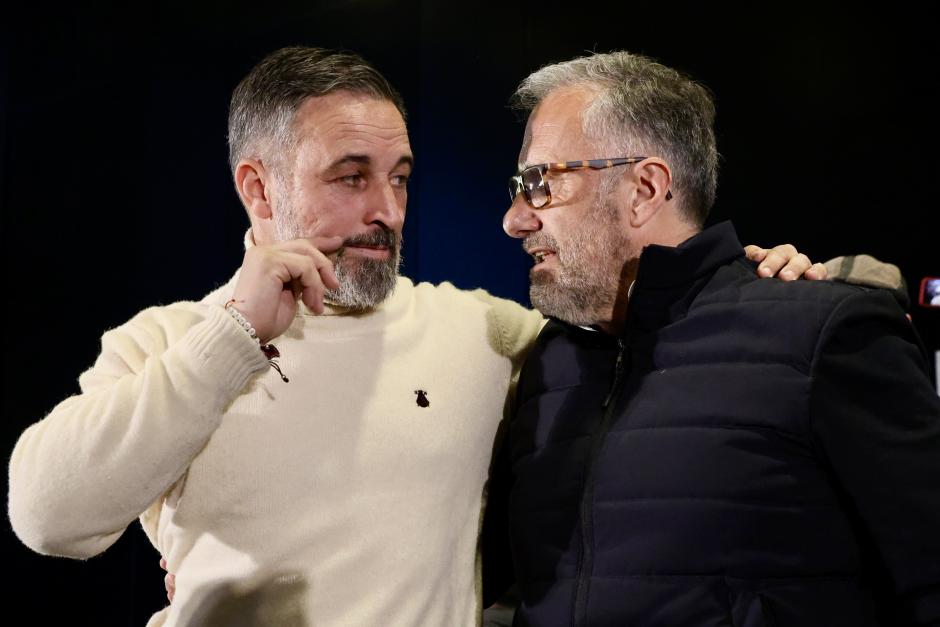 Abascal y Pollán, este sábado, en un concurrido mitin en León