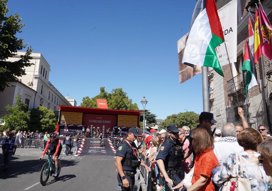Protestas pro Palestina en la Vuelta Ciclista en Valladolid