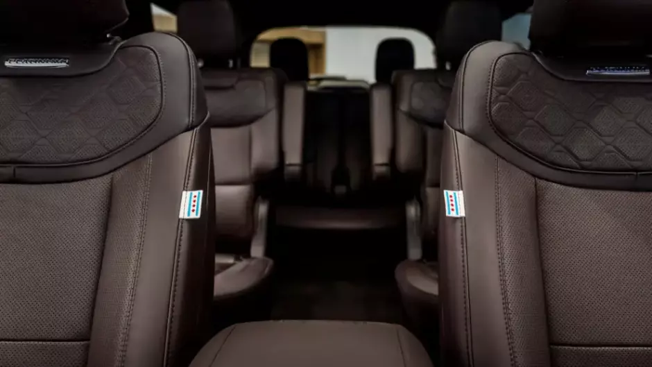 El Papa con el nuevo coche