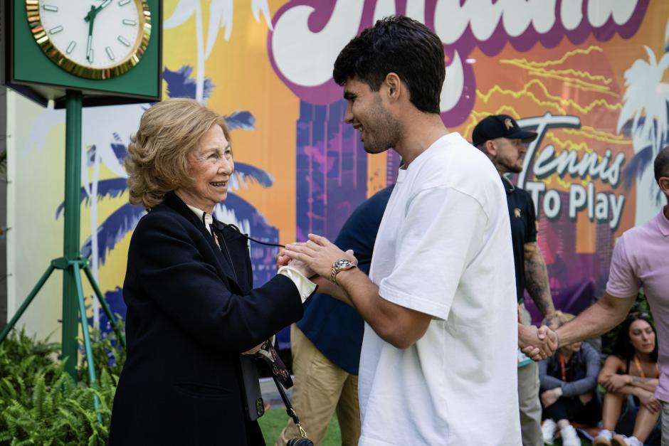 Cariñoso gesto del tenista con la Reina Sofía
