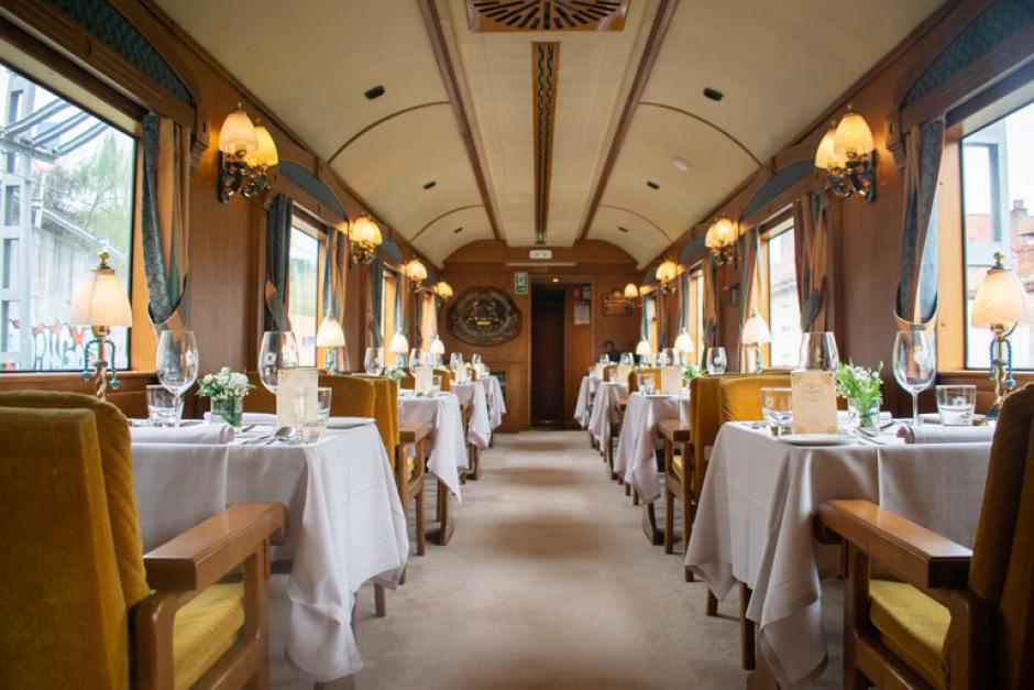 Coche restaurante del Costa Verde Express