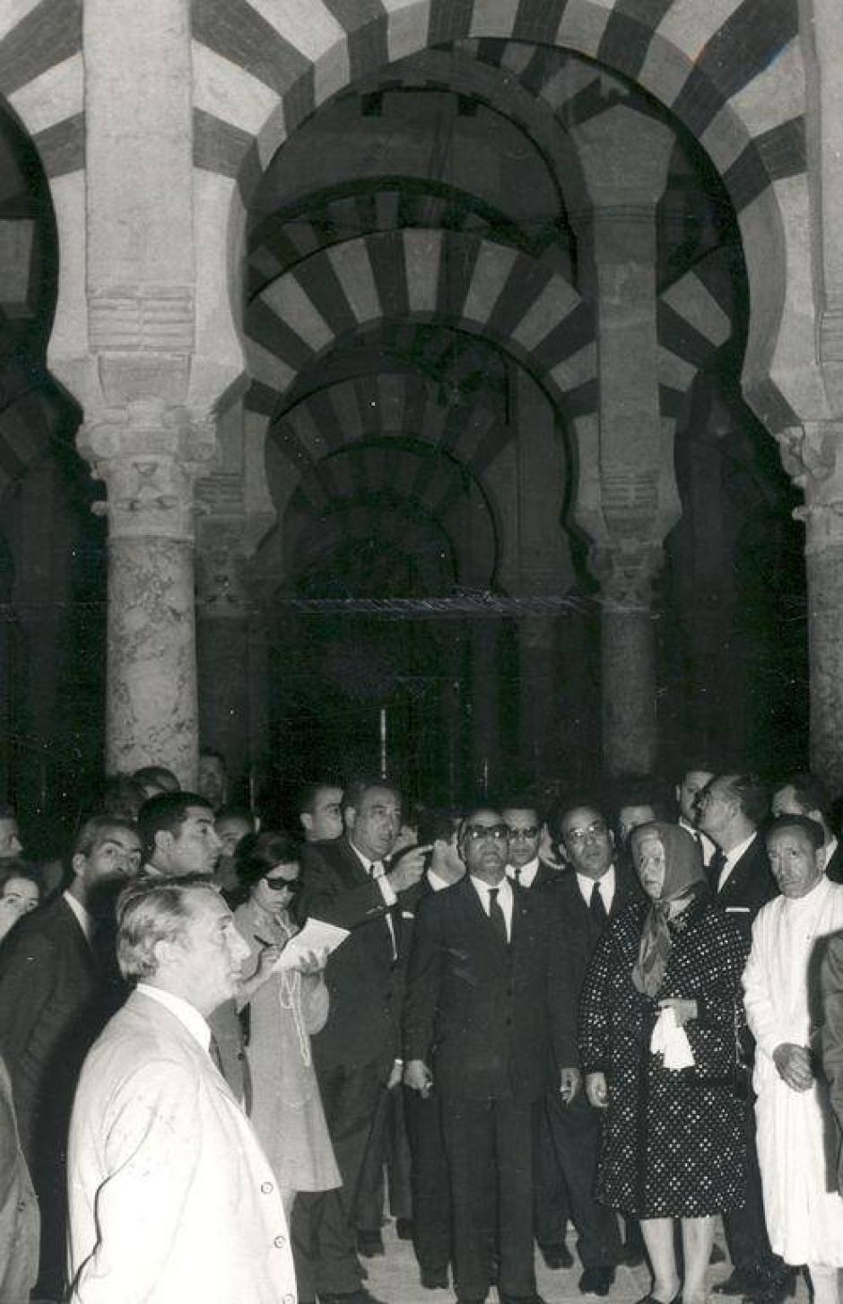 Habib Bourghiba visitando la Mezquita de Córdoba
