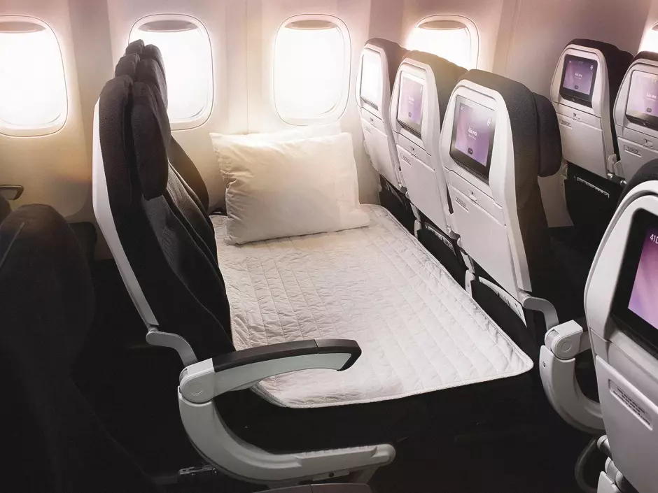 Asiento Skycouch de Air New Zealand