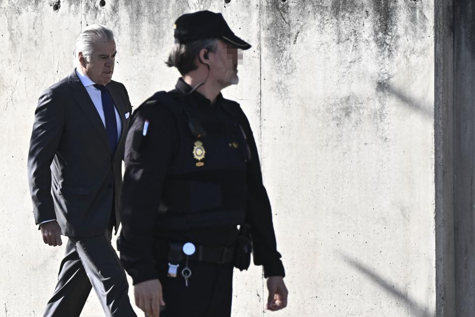 Luis Bárcenas, el lunes entrando en el Tribunal Supremo