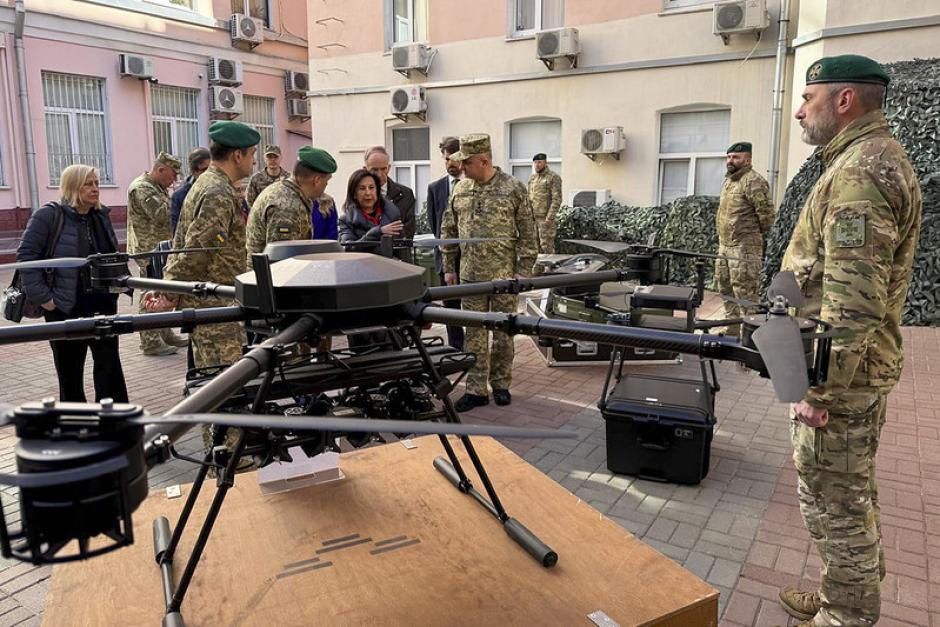 Reunión de la ministra de Defensa, Margarita Robles, con el Jefe del Servicio Estatal de Fronteras de Ucrania-Valeriy Vavrynyuk