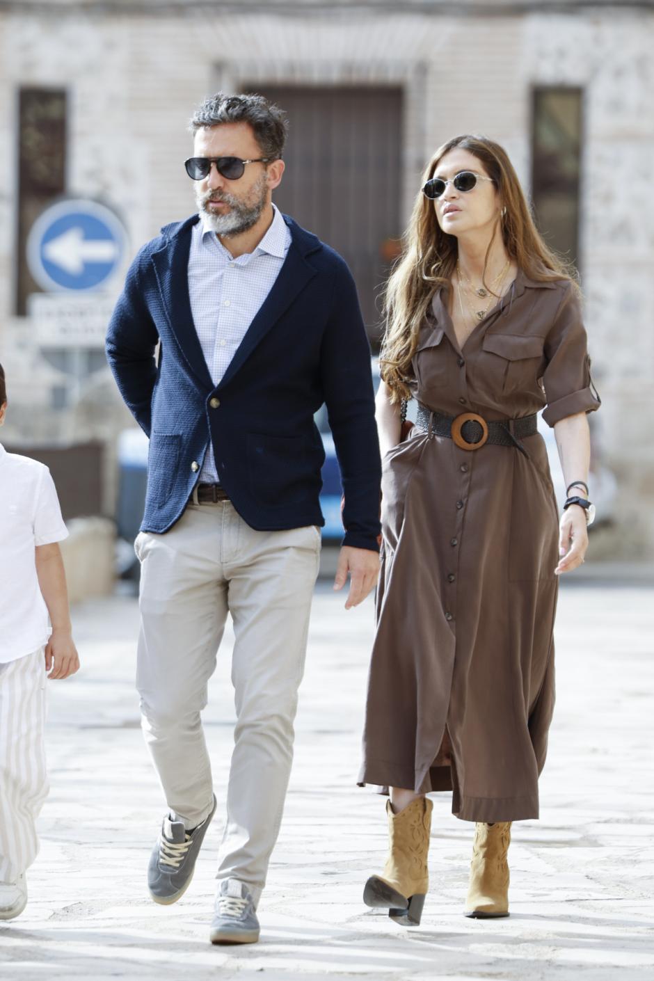 Jose Luis Cabrera y Sara Carbonero  en la misa en honor a Goyi Arevalo en Corral de Almoguer, Toledo