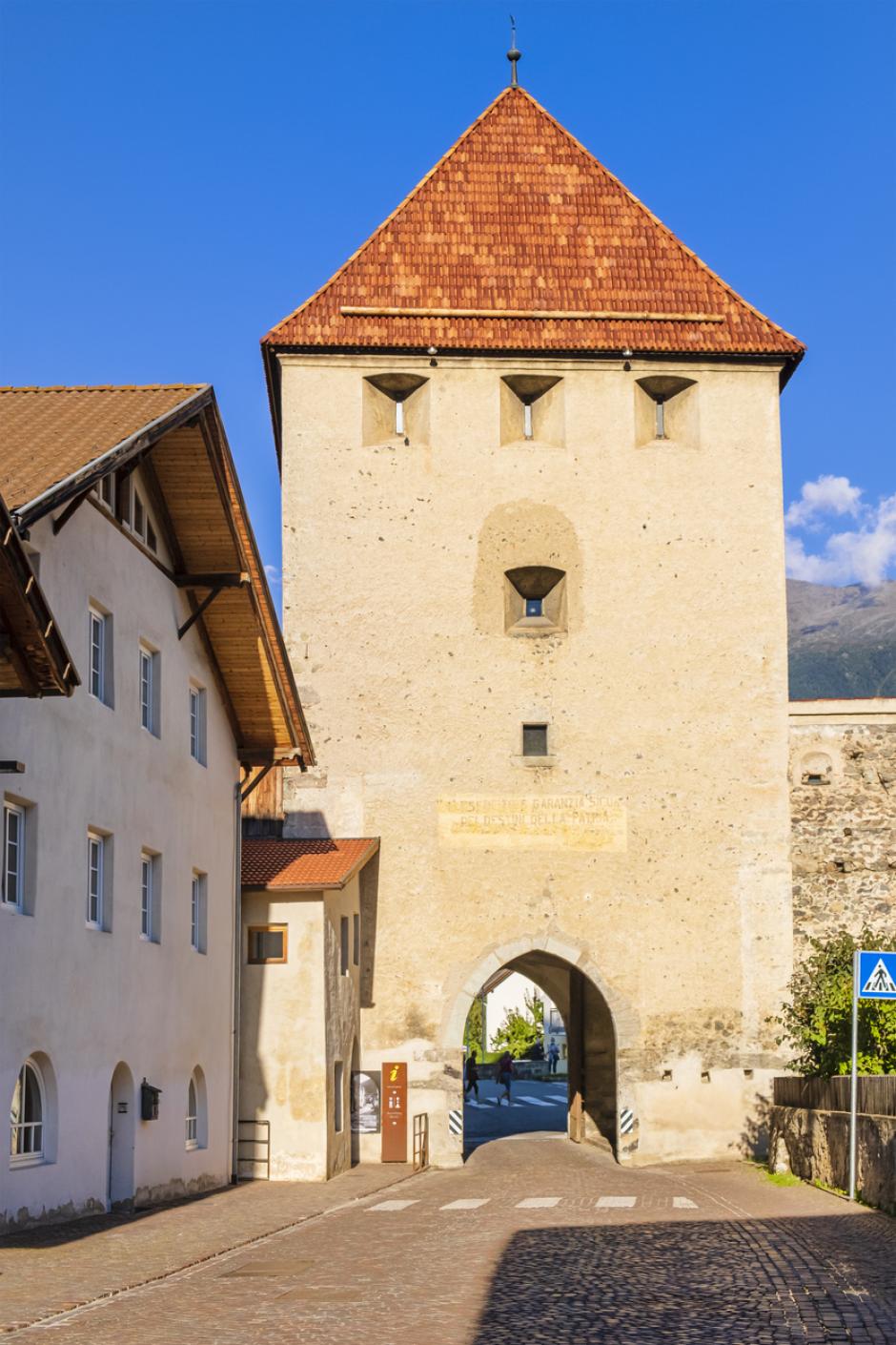 Torre de la Puerta de Sluderno