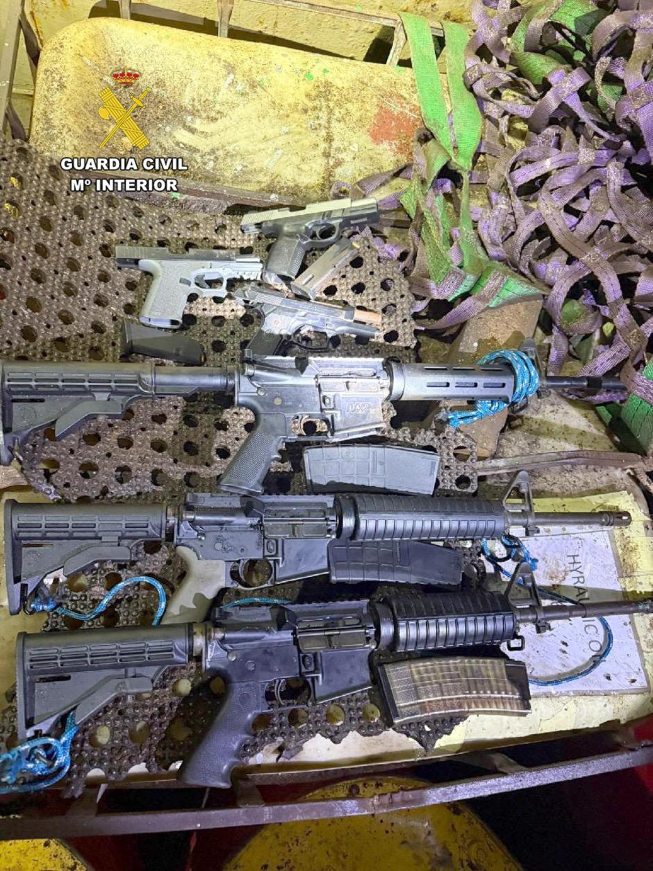 Armas incautadas el pasado 1 de mayo en el buque "Arconian" junto a 30 toneladas de cocaína