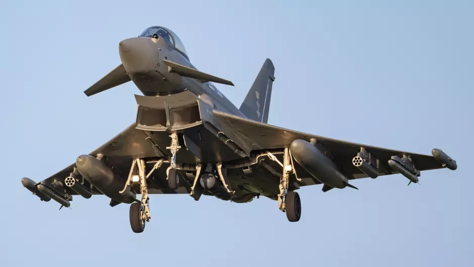 El sistema de guiado láser APKWS es fabricado por BAE Systems en Estados Unidos.