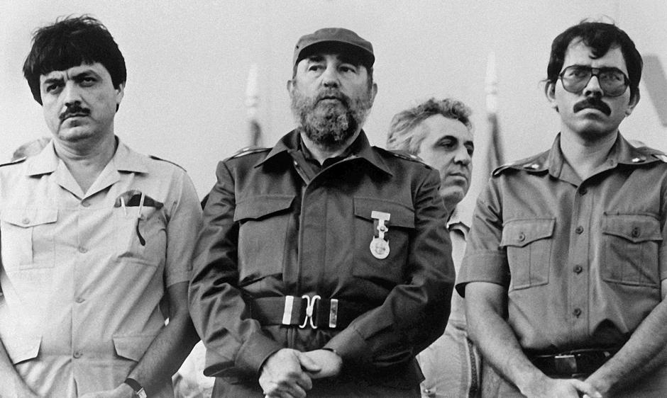 Sergio Ramírez, Fidel Castro y Daniel Ortega el 11 de enero de 1985 en Managua