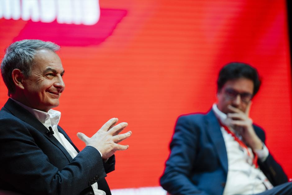 José Luis Rodríguez Zapatero junto a Óscar López